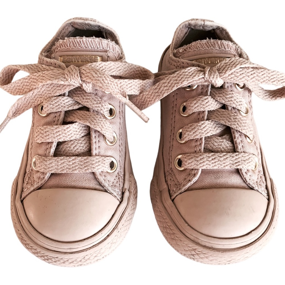 CONVERSE ALL STAR BALLET PINK SNEAKERS. KIDS SIZE 5